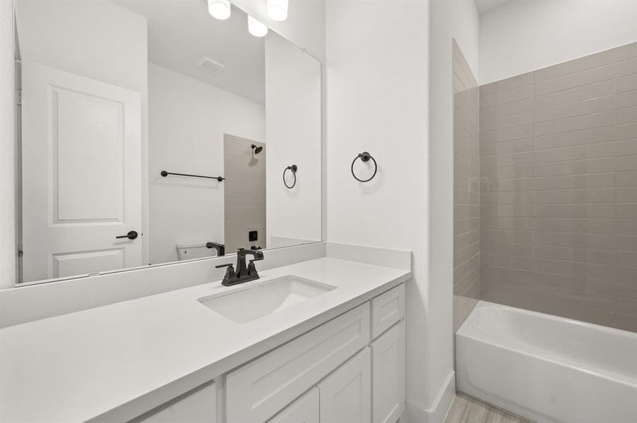 Furnished interior view inside a new home in Llano Springs, Fort Worth (Image 11).