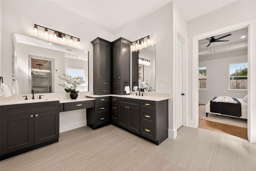 Furnished interior view inside a new home in , Tomball (Image 5).