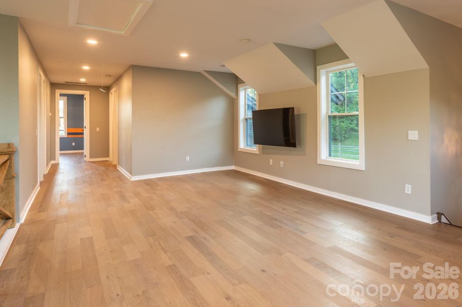 Spacious, unfurnished interior of a new home in , Blowing Rock (Image 29). Spacious, unfurnished interior of a new home in , Blowing Rock (Image 29).