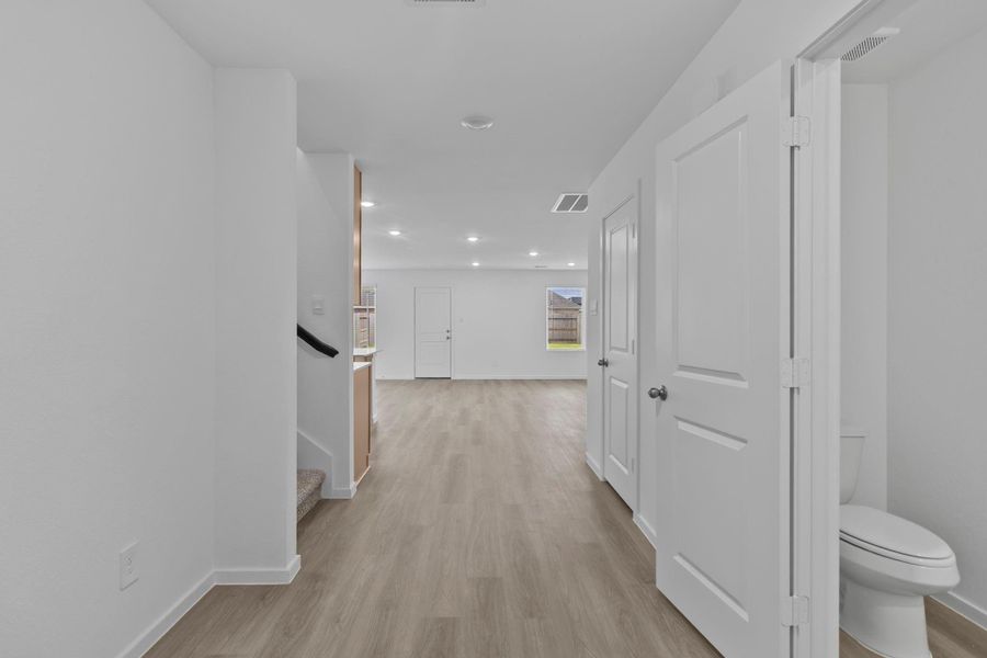 Spacious, unfurnished interior of a new home in Cypress Green, Hockley (Image 11).