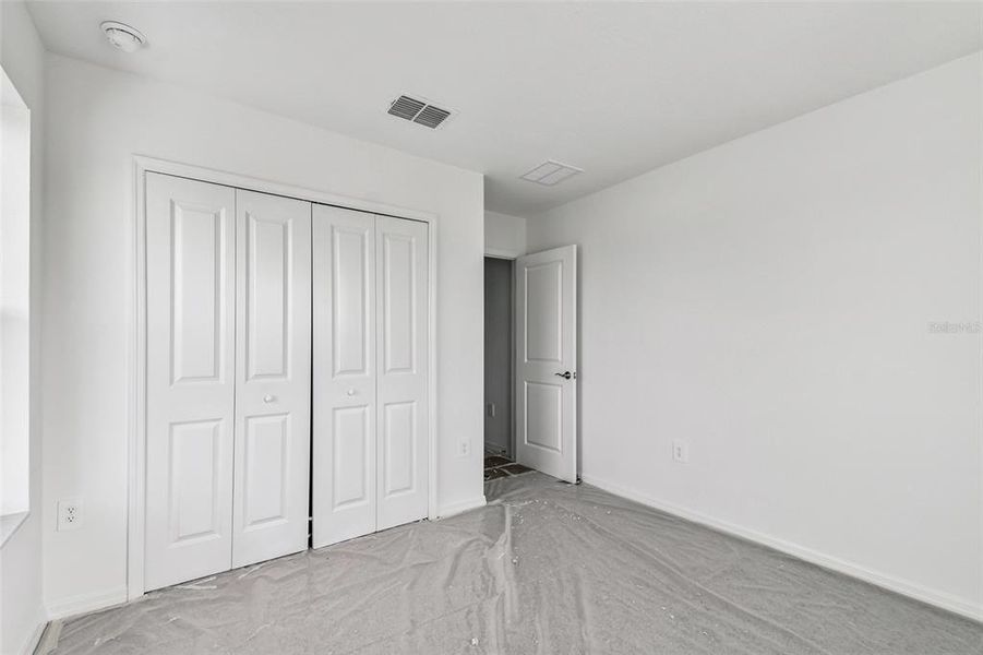 Spacious, unfurnished interior of a new home in Southpointe, Palmetto (Image 17).