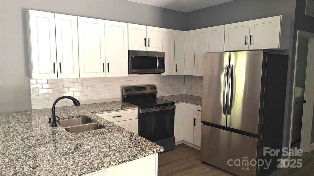 Furnished interior view inside a new home in , Gastonia (Image 8).