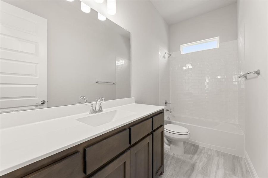 1057 Fleetwood-Bathroom-2