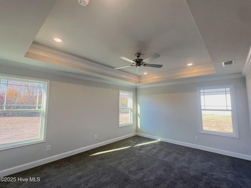 Spacious, unfurnished interior of a new home in Cool Water, Bailey (Image 28).