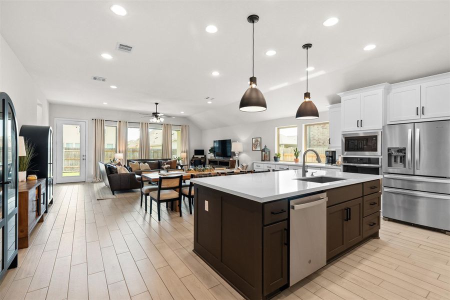 Furnished interior view inside a new home in Santa Rita Ranch 50', Liberty Hill (Image 22). Furnished interior view inside a new home in Santa Rita Ranch 50', Liberty Hill (Image 22).
