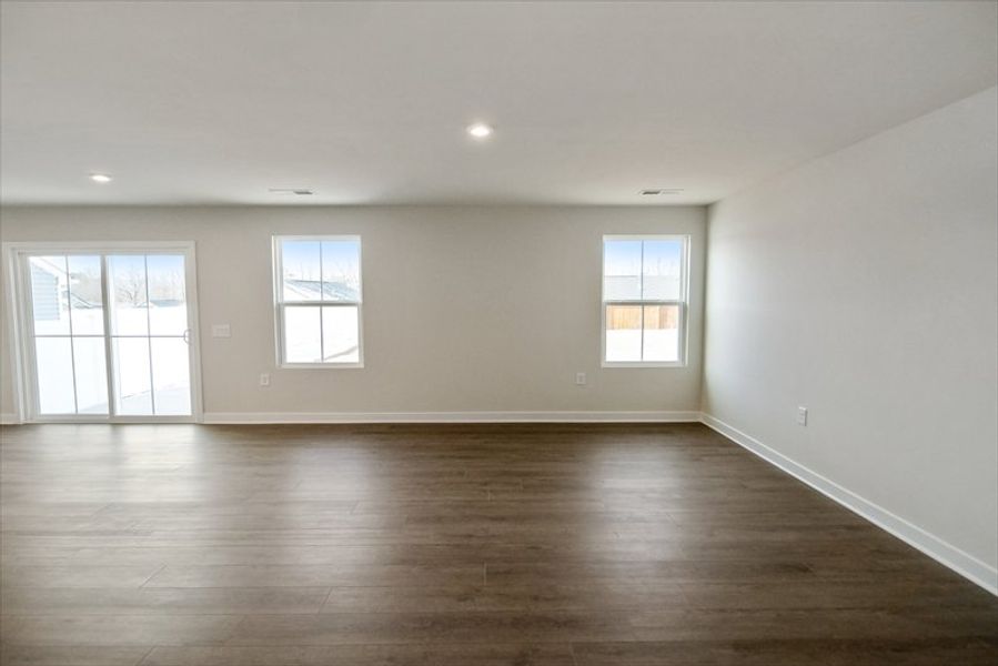 Spacious, unfurnished interior of a new home in Waverly Springs, Woodruff (Image 18). Spacious, unfurnished interior of a new home in Waverly Springs, Woodruff (Image 18).