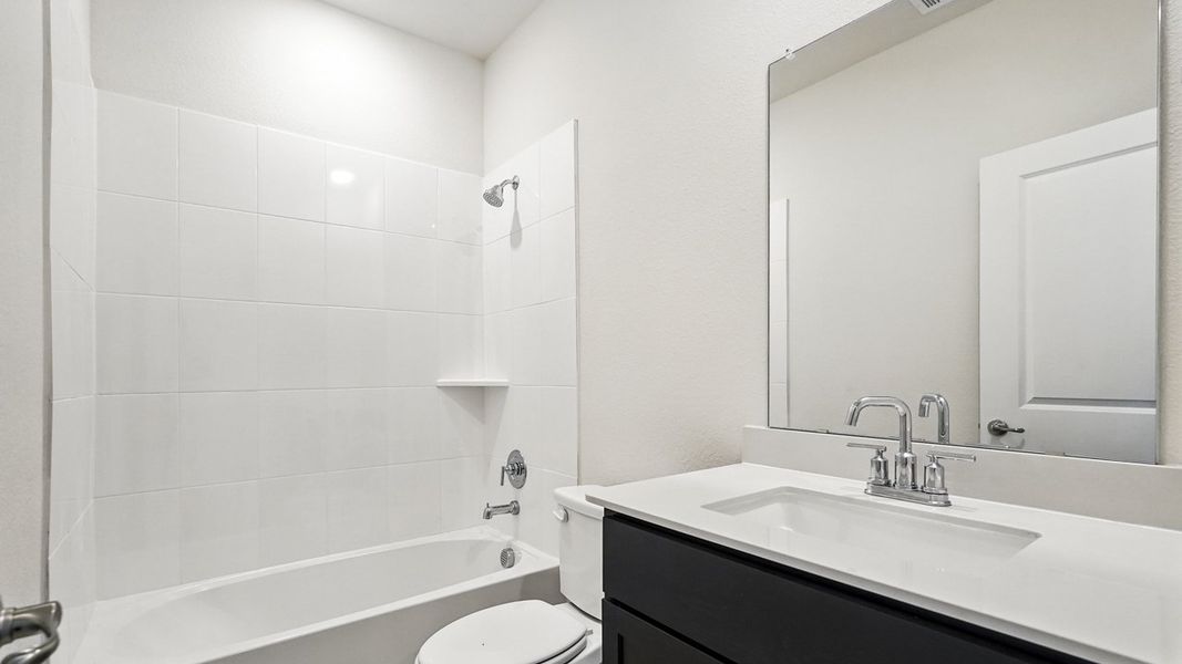 Representative furnished interior of a home built from the Galena by D.R. Horton in Madera, Royse City (Image 30). Representative furnished interior of a home built from the Galena by D.R. Horton in Madera, Royse City (Image 30).