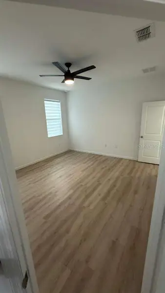 Spacious, unfurnished interior of a new home in Cypress Park Estates, Haines City (Image 5).