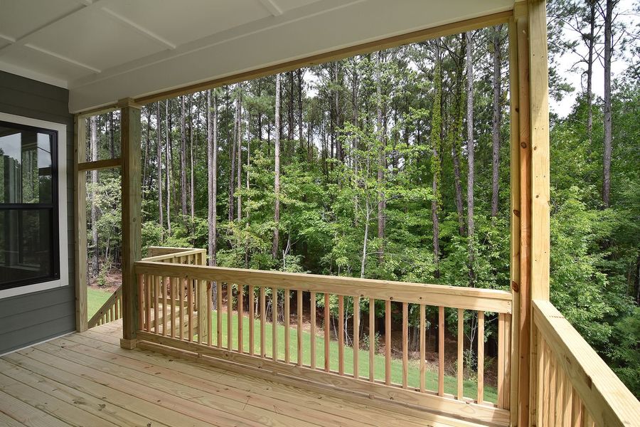 Representative exterior details of a home built from the Princeton by Greybrook Homes in Harbor Watch, Statesville (Image 4).