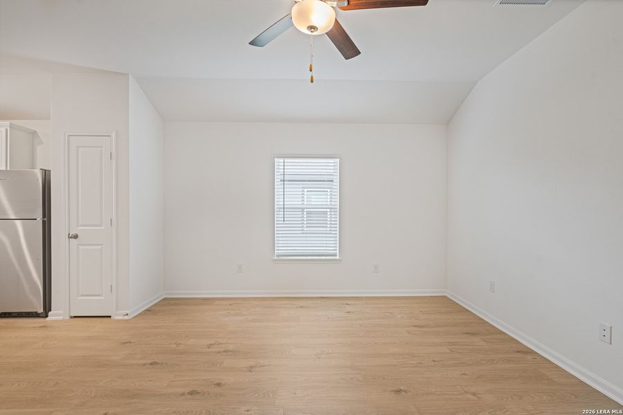 Spacious, unfurnished interior of a new home in Luckey Ranch, San Antonio (Image 12). Spacious, unfurnished interior of a new home in Luckey Ranch, San Antonio (Image 12).