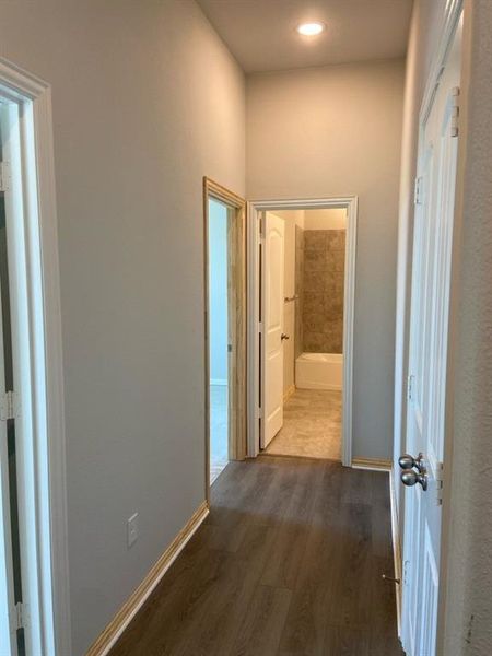 Spacious, unfurnished interior of a new home in Clear Sky Addition, Valley View (Image 9).