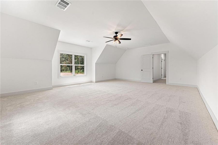 Spacious, unfurnished interior of a new home in , Jefferson (Image 21).