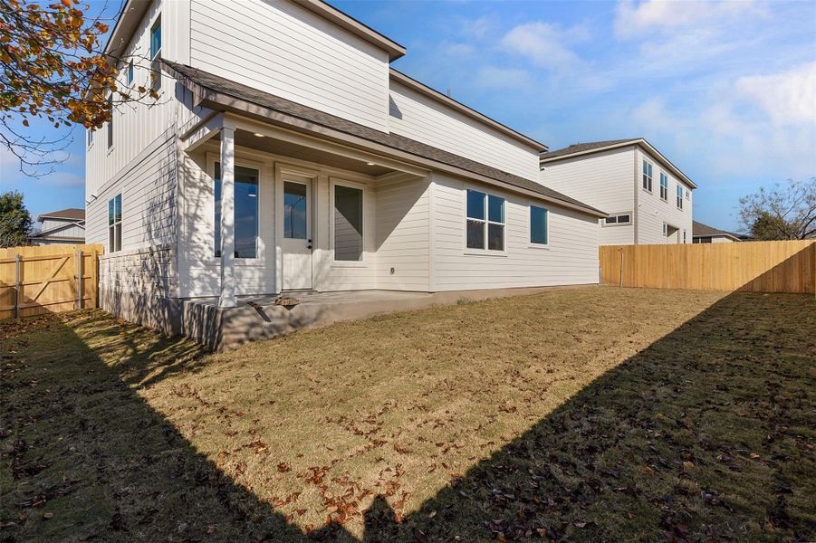 Exterior details and patio area of a home in , Burnet (Image 21).