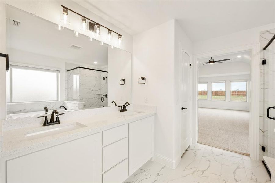 Furnished interior view inside a new home in Glenbrook, Red Oak (Image 12).