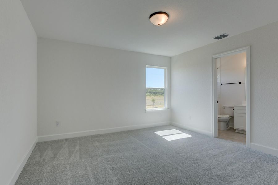 Representative unfurnished interior of a home built from the Nathaniel by Ashton Woods in Megan's Landing 70's, Castroville (Image 35).