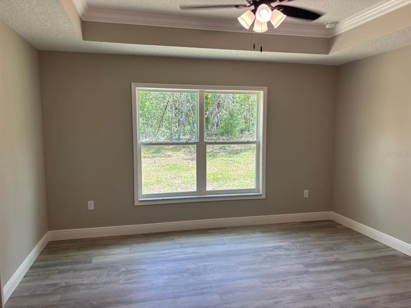 Spacious, unfurnished interior of a new home in , Dunnellon (Image 27).
