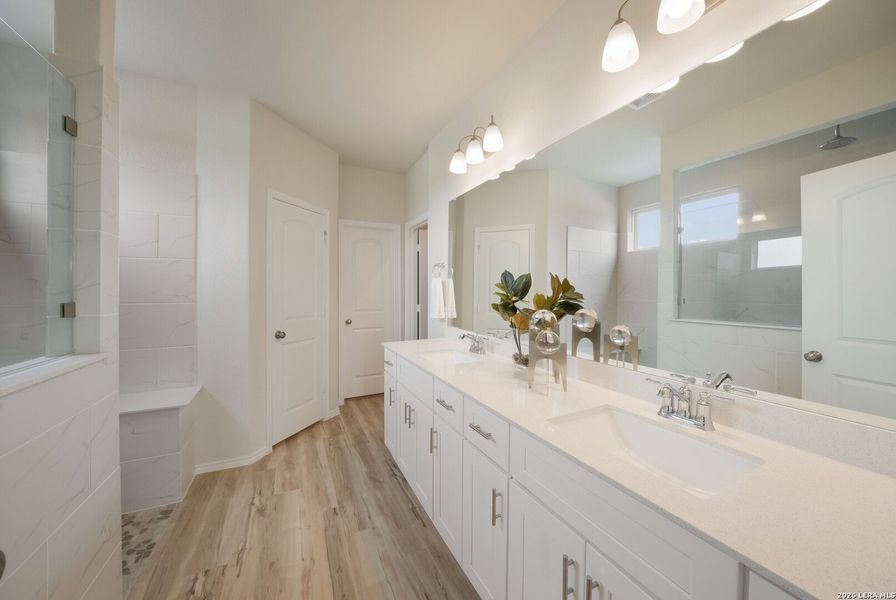 Furnished interior view inside a new home in Horizon Ridge, San Antonio (Image 28).