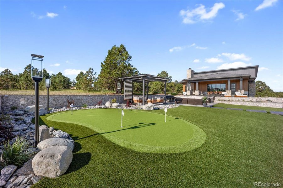 Back yard putting green