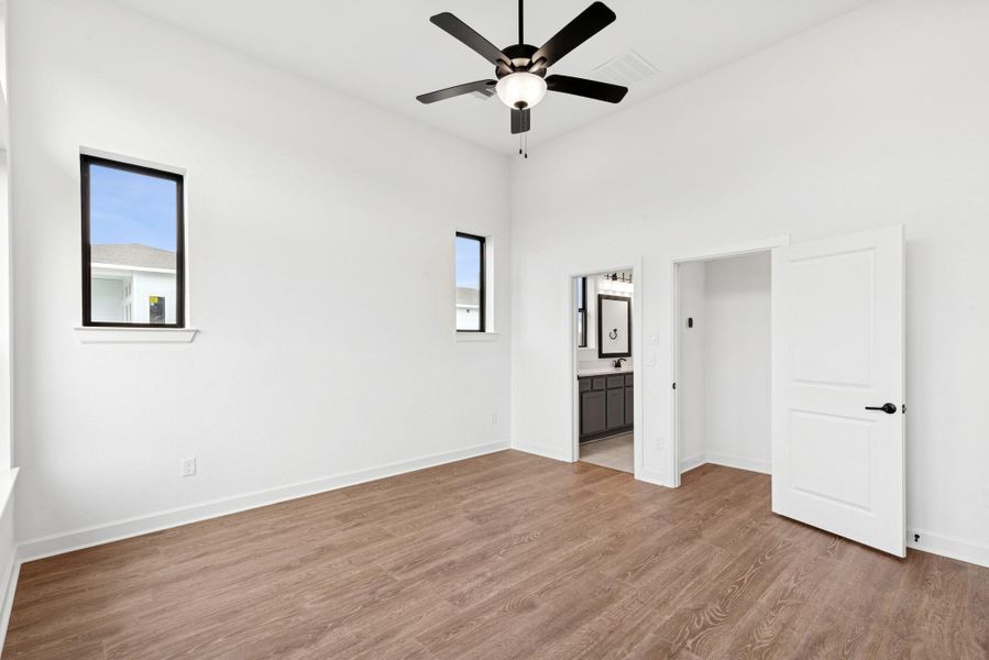 Spacious, unfurnished interior of a new home in Colton 45' Homesites, Todd Mission (Image 36). Spacious, unfurnished interior of a new home in Colton 45' Homesites, Todd Mission (Image 36).