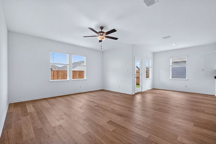 Spacious, unfurnished interior of a new home in River Ridge, Crandall (Image 15). Spacious, unfurnished interior of a new home in River Ridge, Crandall (Image 15).