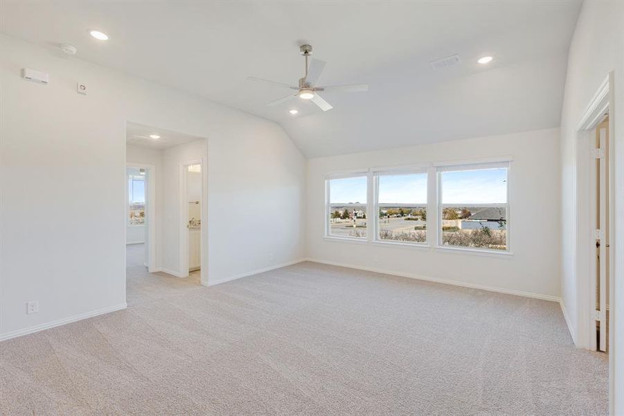 Spacious, unfurnished interior of a new home in Union Park Classic 55, Little Elm (Image 34). Spacious, unfurnished interior of a new home in Union Park Classic 55, Little Elm (Image 34).