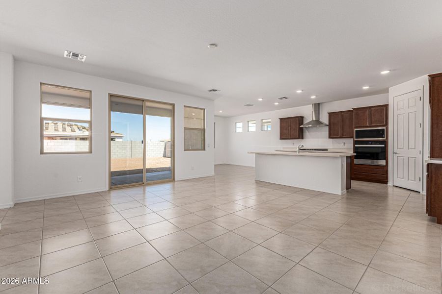 PHX_EMpirePointe_Lot 8070_Dove_22848_Gre PHX_EMpirePointe_Lot 8070_Dove_22848_Gre