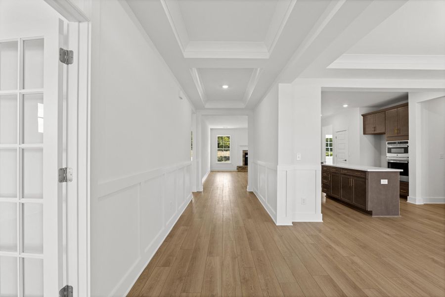 Spacious, unfurnished interior of a new home in Hancock Farms, Aiken (Image 16).