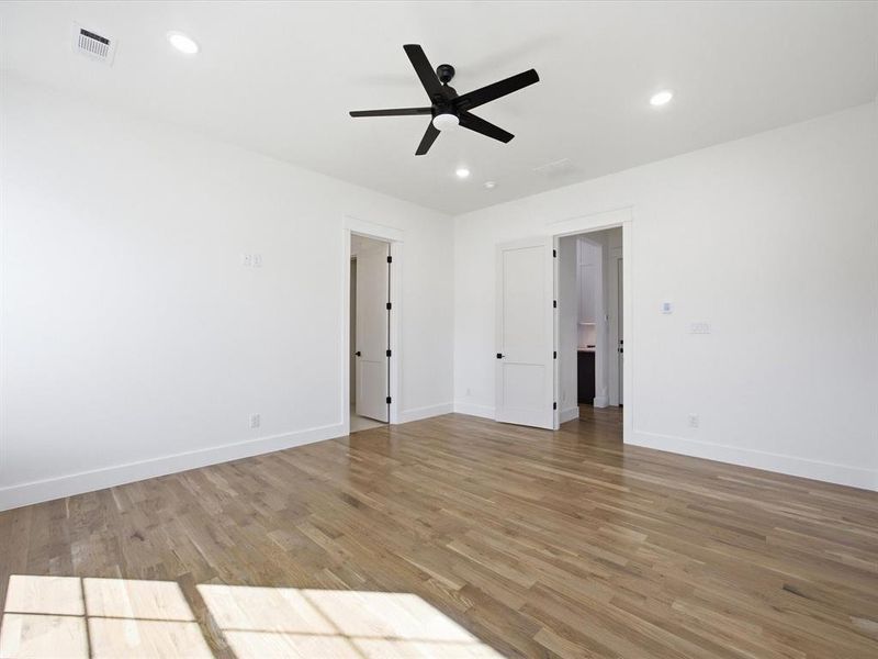 Spacious, unfurnished interior of a new home in , Midlothian (Image 35). Spacious, unfurnished interior of a new home in , Midlothian (Image 35).