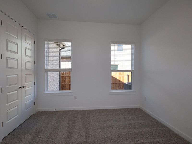 Spacious, unfurnished interior of a new home in Barksdale, Leander (Image 22).