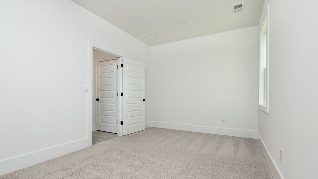 Representative unfurnished interior of a home built from the Bowen by D.R. Horton in The Village at Sandy Plains, Marietta (Image 19). Representative unfurnished interior of a home built from the Bowen by D.R. Horton in The Village at Sandy Plains, Marietta (Image 19).