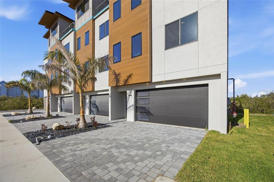 Image 41 of a home in .