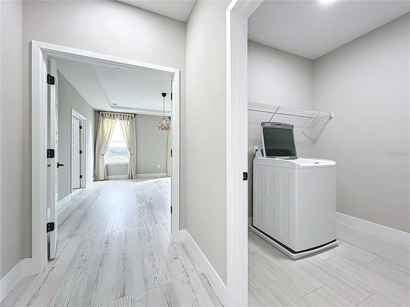 Furnished interior view inside a new home in , Winter Garden (Image 5).