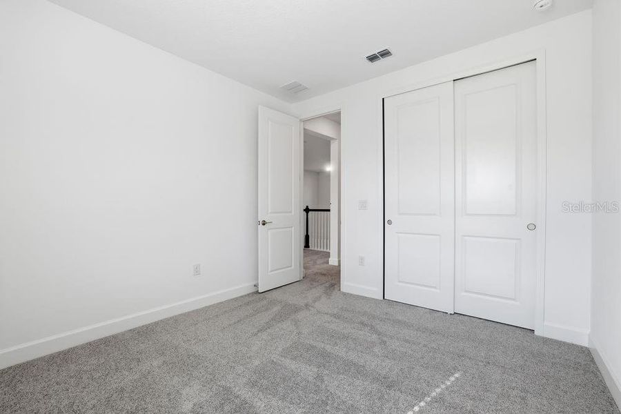 Spacious, unfurnished interior of a new home in Timber Ridge, Plant City (Image 23).