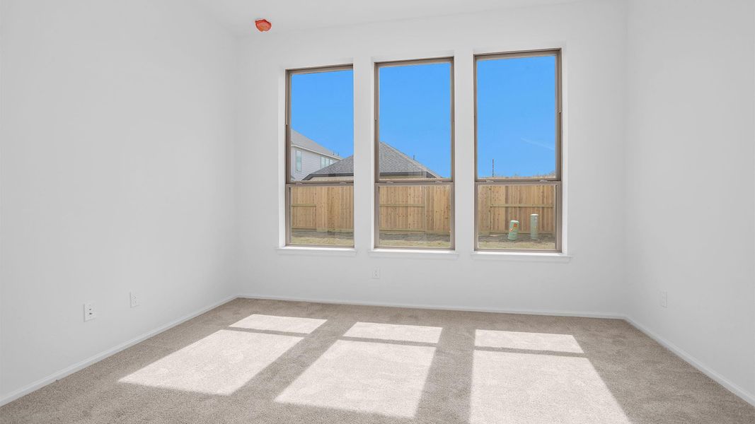 Spacious, unfurnished interior of a new home in Candela, Richmond (Image 11).