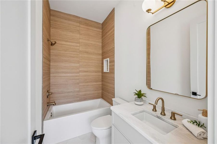 Furnished interior view inside a new home in , Atlanta (Image 39). Furnished interior view inside a new home in , Atlanta (Image 39).