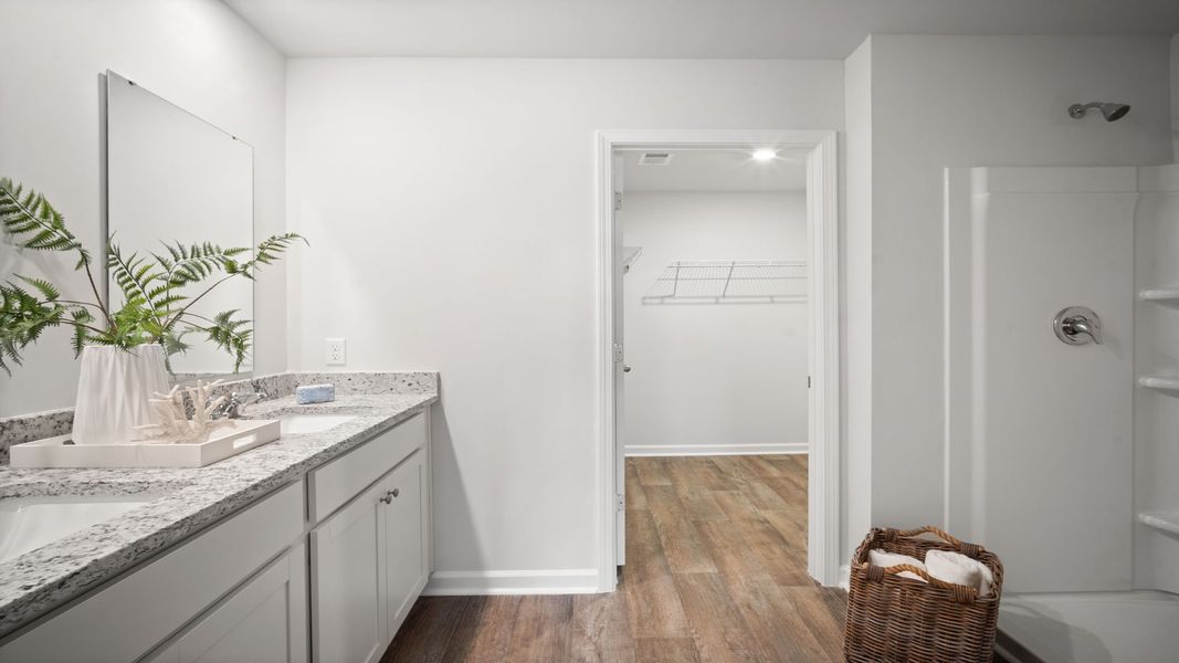 Furnished interior view inside a new home in Holly Oaks, Statesboro (Image 26).