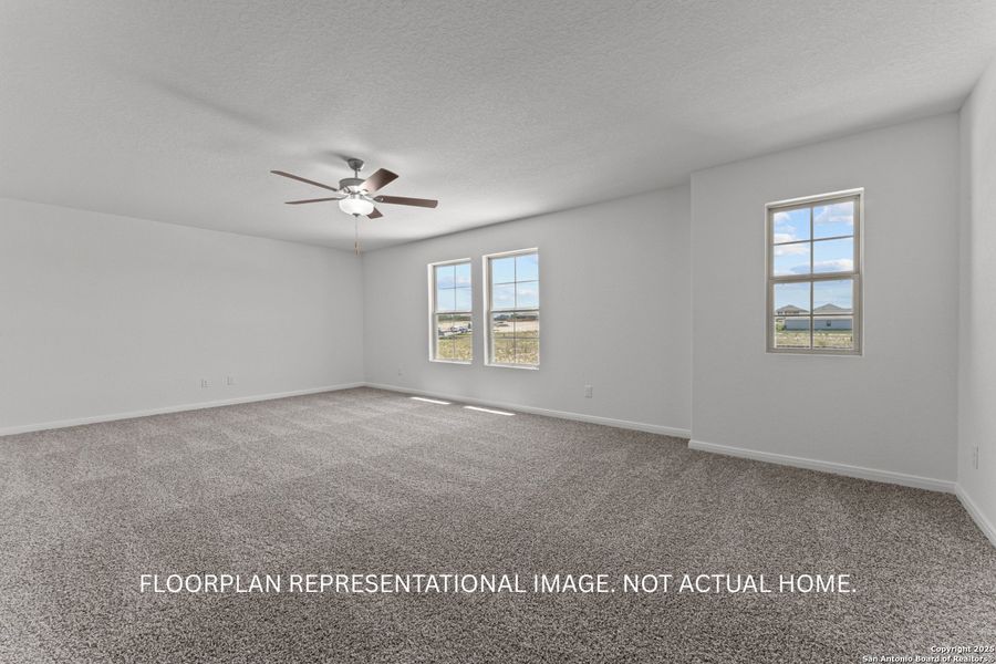Spacious, unfurnished interior of a new home in Agave, San Antonio (Image 20).