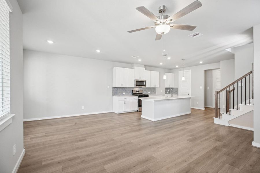 Spacious, unfurnished interior of a new home in Spring Brook Village - City Series, Houston (Image 15).