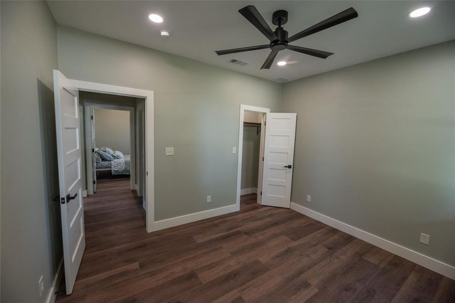 Spacious, unfurnished interior of a new home in , Emory (Image 20).