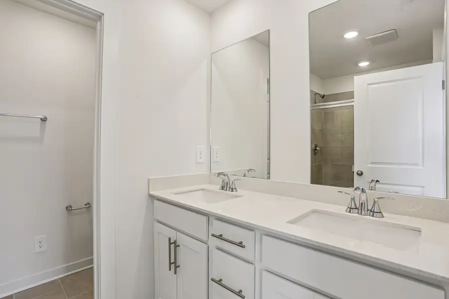 Furnished interior view inside a new home in Greystone - Parc Townhomes, Smyrna (Image 6).