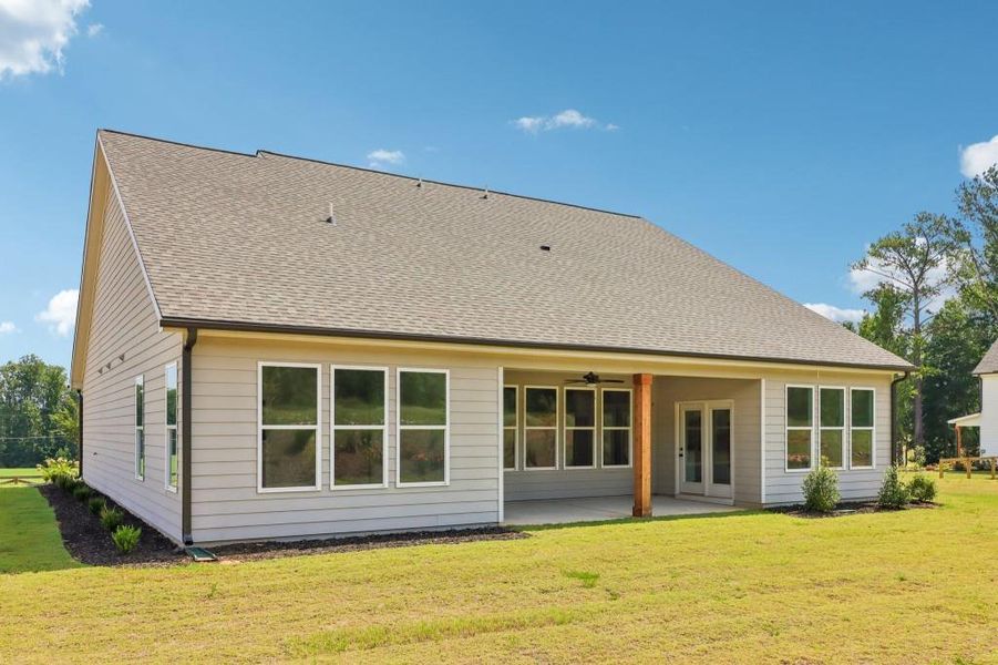 Exterior details and patio area of a home in Pinegate, Covington (Image 14).
