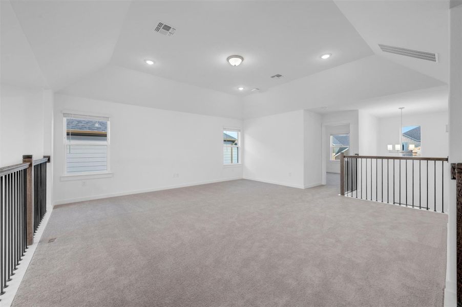 Spacious, unfurnished interior of a new home in Edgewood, Leander (Image 31). Spacious, unfurnished interior of a new home in Edgewood, Leander (Image 31).