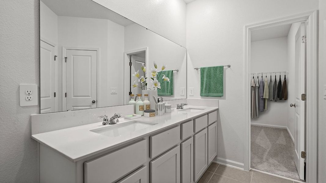 1628 Bright Owners Bath 2of2 F2 7 28 25