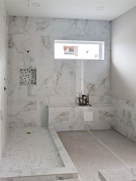 Free Standing Soaking tub to be installed. Free Standing Soaking tub to be installed.