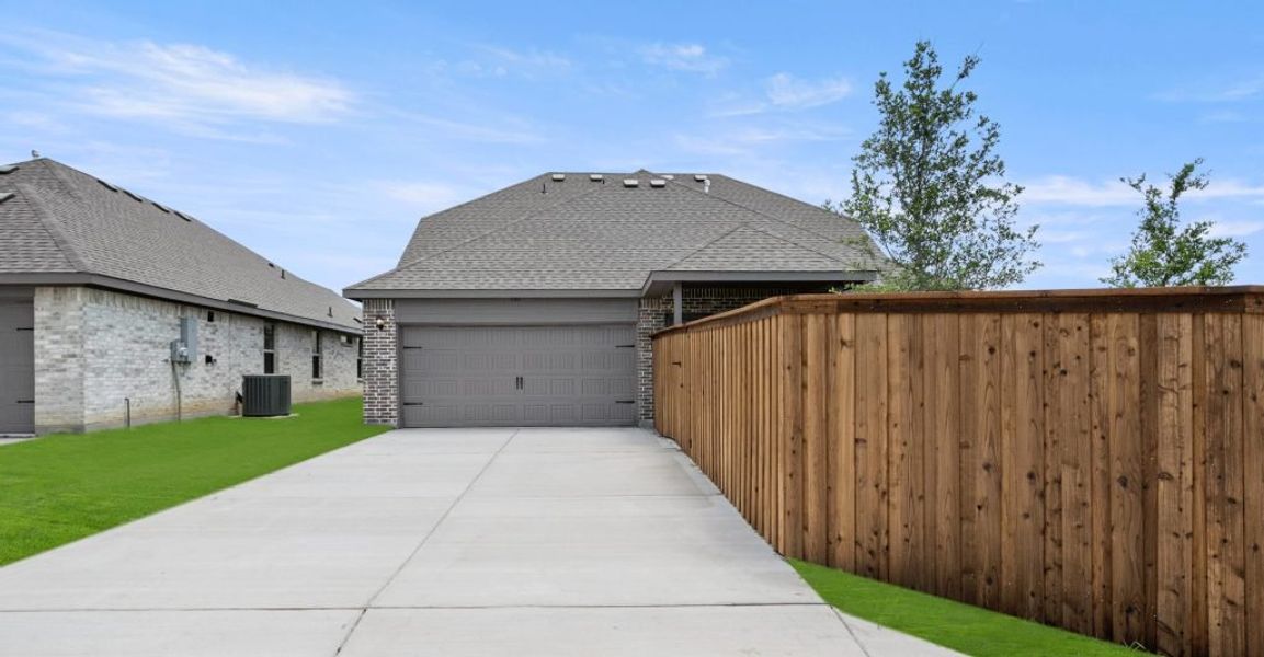 Representative exterior photo of a completed home built from the Brewer by Impression Homes in Redden Farms, Midlothian, TX (Image 27). Representative exterior photo of a completed home built from the Brewer by Impression Homes in Redden Farms, Midlothian, TX (Image 27).