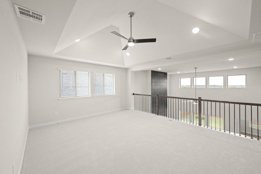 Spacious, unfurnished interior of a new home in Creekview Meadows, Pilot Point (Image 19).