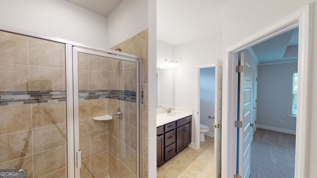 Furnished interior view inside a new home in Oakview Estates, Macon (Image 10).