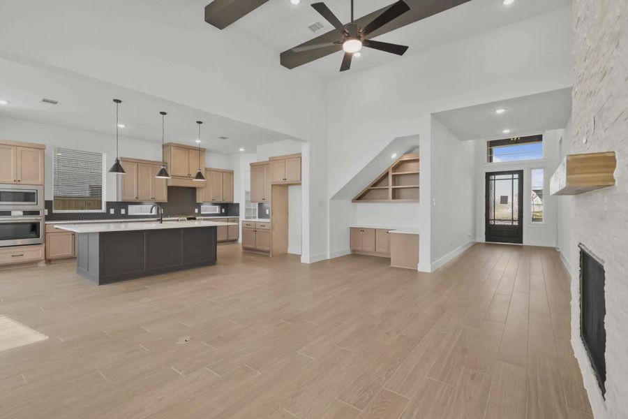 Representative furnished interior of a home built from the Rivercrest by Chesmar Homes in Fulshear Lakes, Fulshear (Image 11).