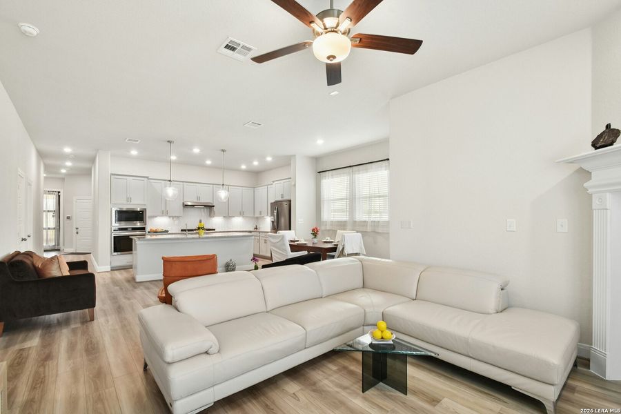 Furnished interior view inside a new home in The Crossvine 45’, Schertz (Image 9).