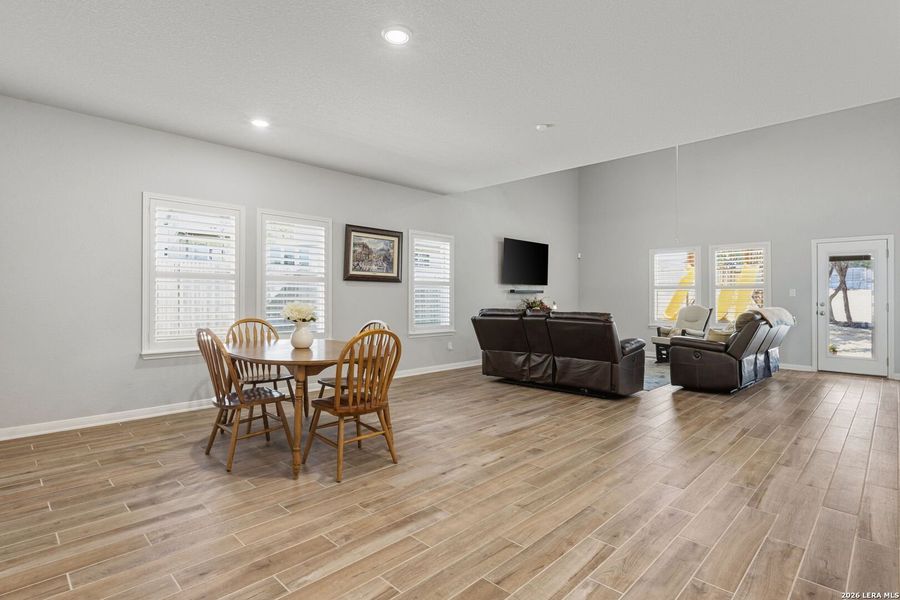 Furnished interior view inside a new home in Fox Falls, Boerne (Image 5).